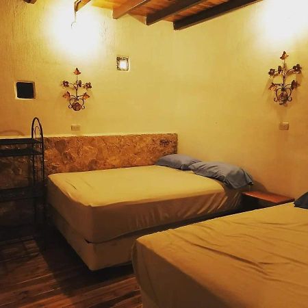 Hotel Colibri Peten Flores Exterior foto